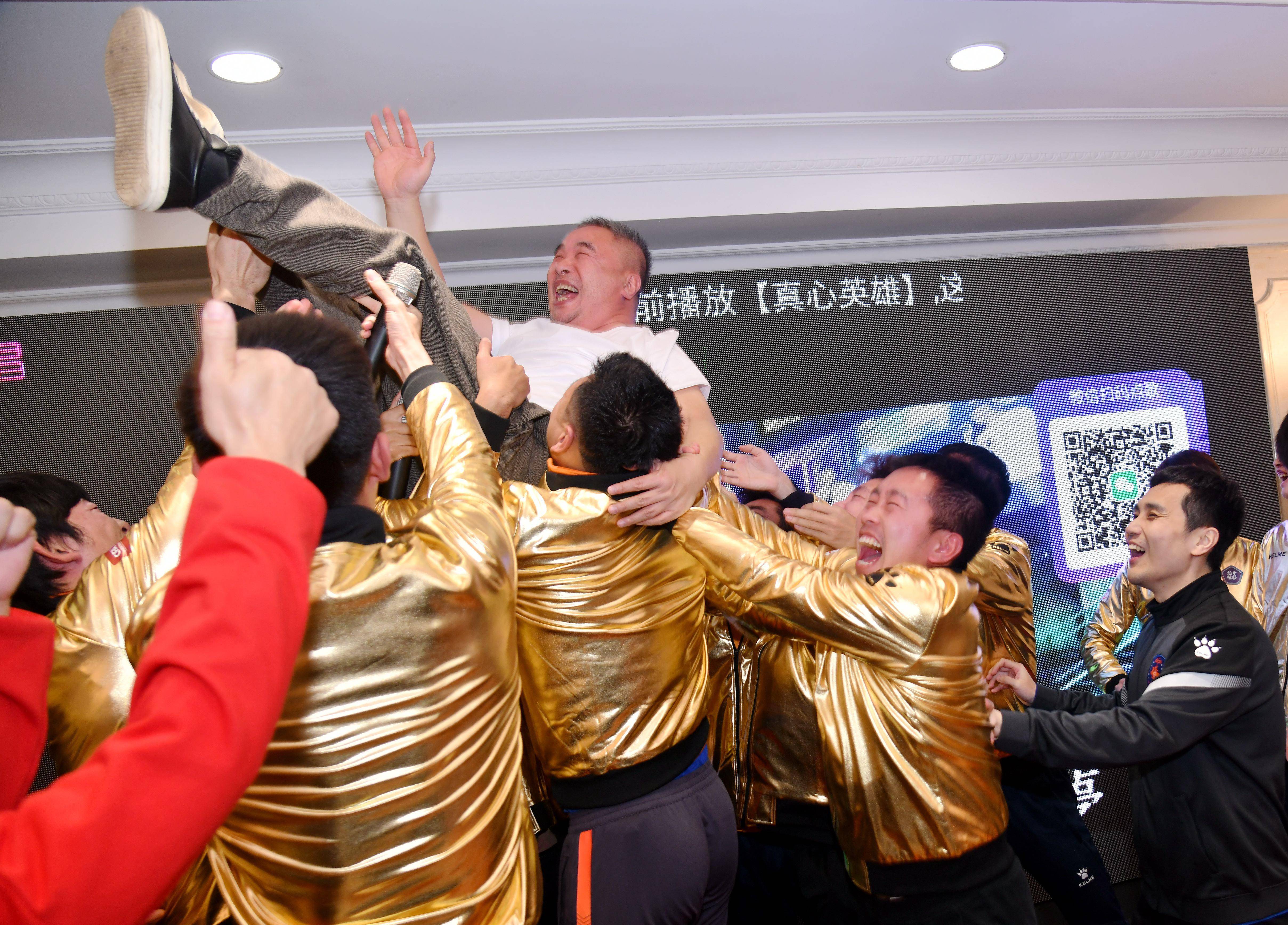 青岛海牛有条不紊备战新赛季中超,青岛海牛重返中超后首胜