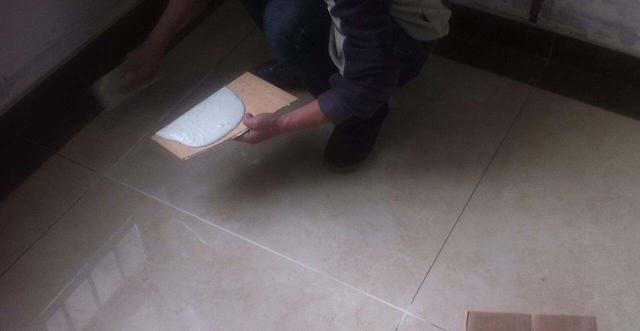 瓷砖缝特别小用什么美缝,瓷砖缝比较细怎么美缝