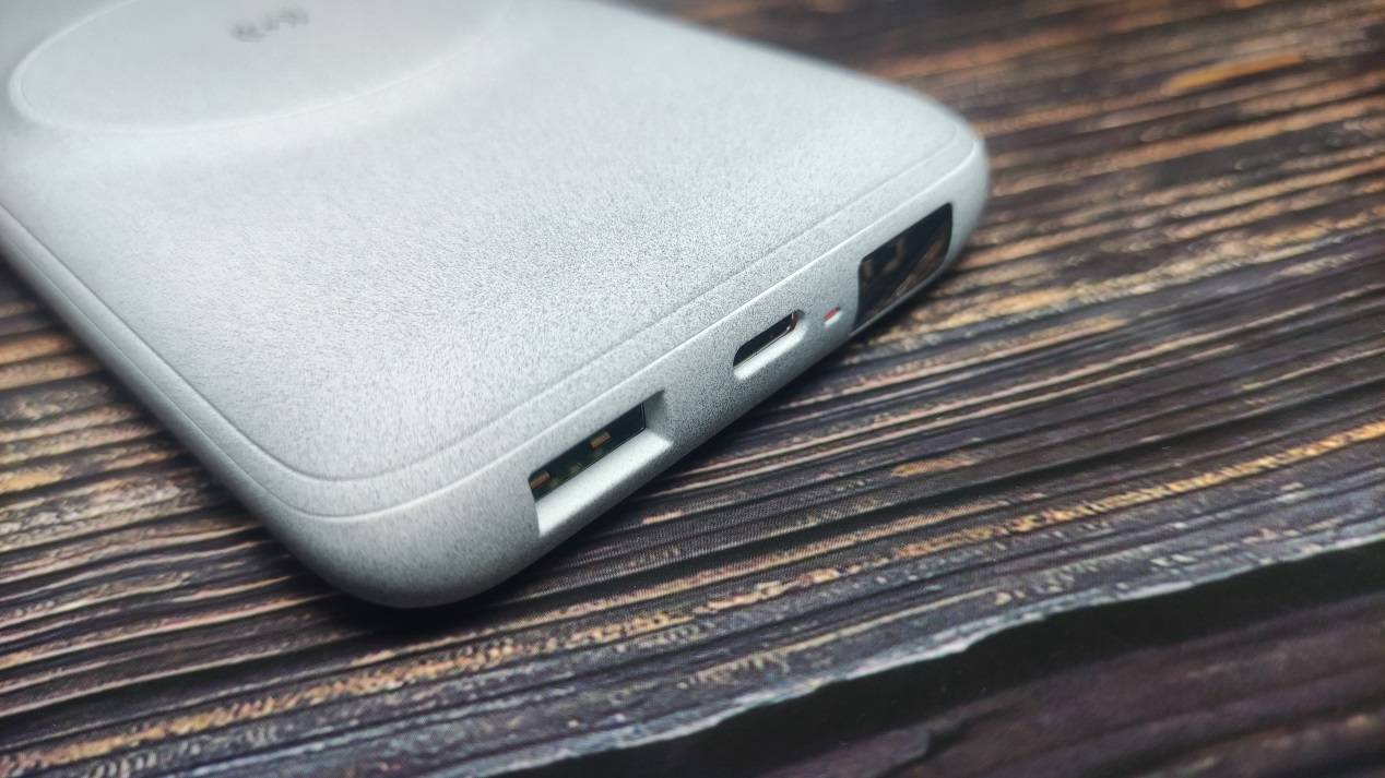 苹果无线充电宝magsafe正品识别,南卡power3充电宝无线充电测试