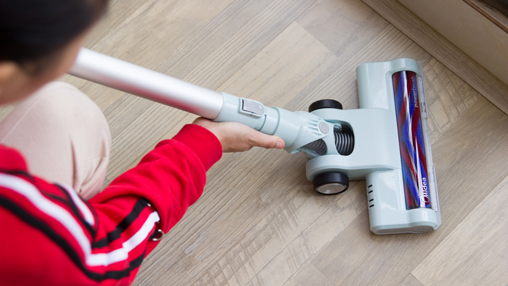 美的吸尘器和韩夫人吸尘器哪个好,美的吸尘器和莱克吸尘器哪个好