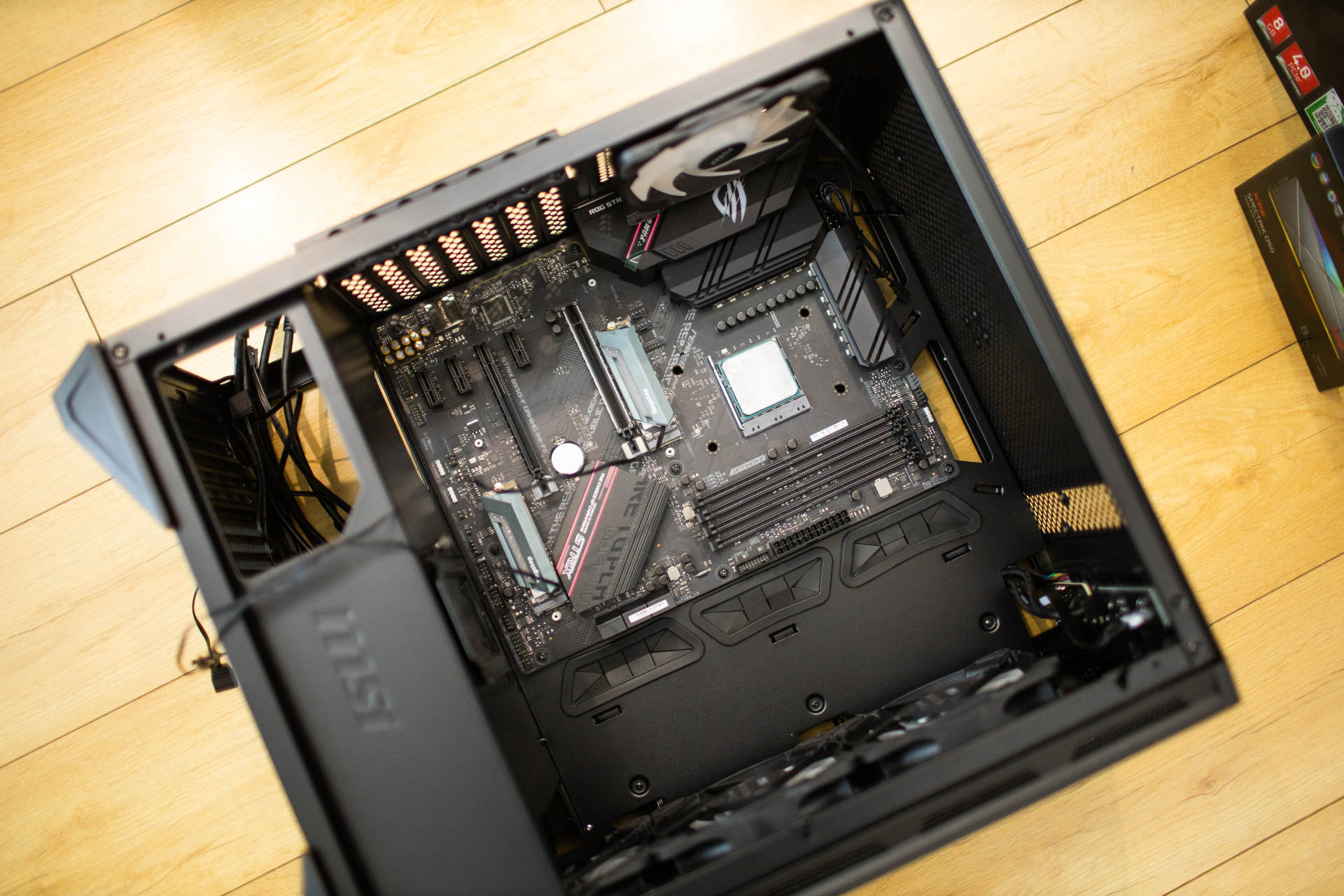 微星氪金枪二代可以装风冷吗,微星氪金枪机箱前面可以拆吗