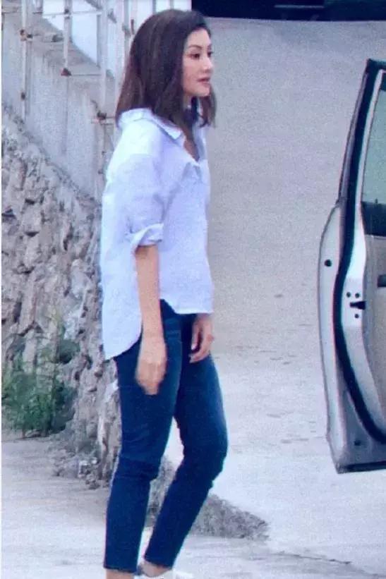 捧红杨幂吴谨言不费吹灰之力,杨幂vs吴谨言