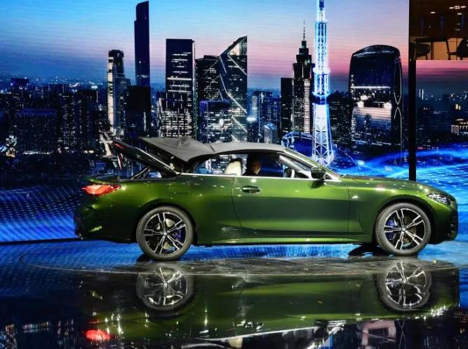 最新款的硬顶敞篷车,帅气又霸气不超过100万的敞篷车