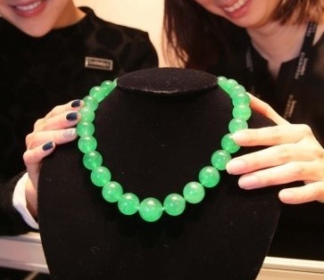 翡翠也能像钻石一样人工合成,钻石都可以人工合成翡翠也可以吗