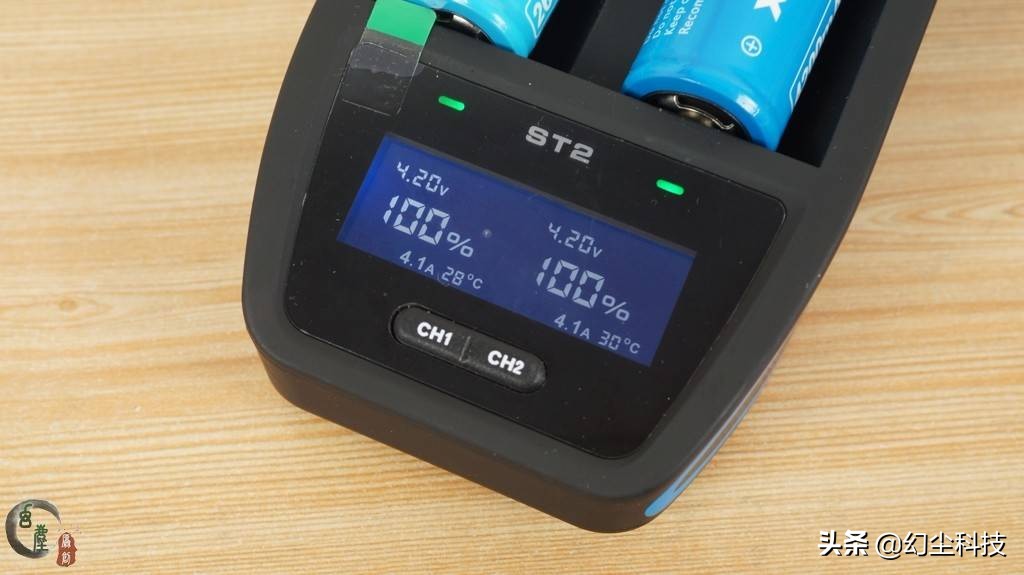 xtar18650锂电池充电器使用说明,xtar18650锂电充电器