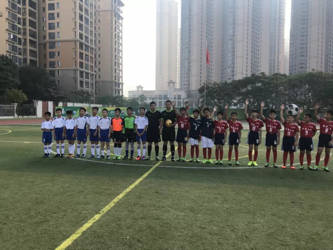 又又又得冠军了！咱石井连续夺得两届泉州市级足球联赛……