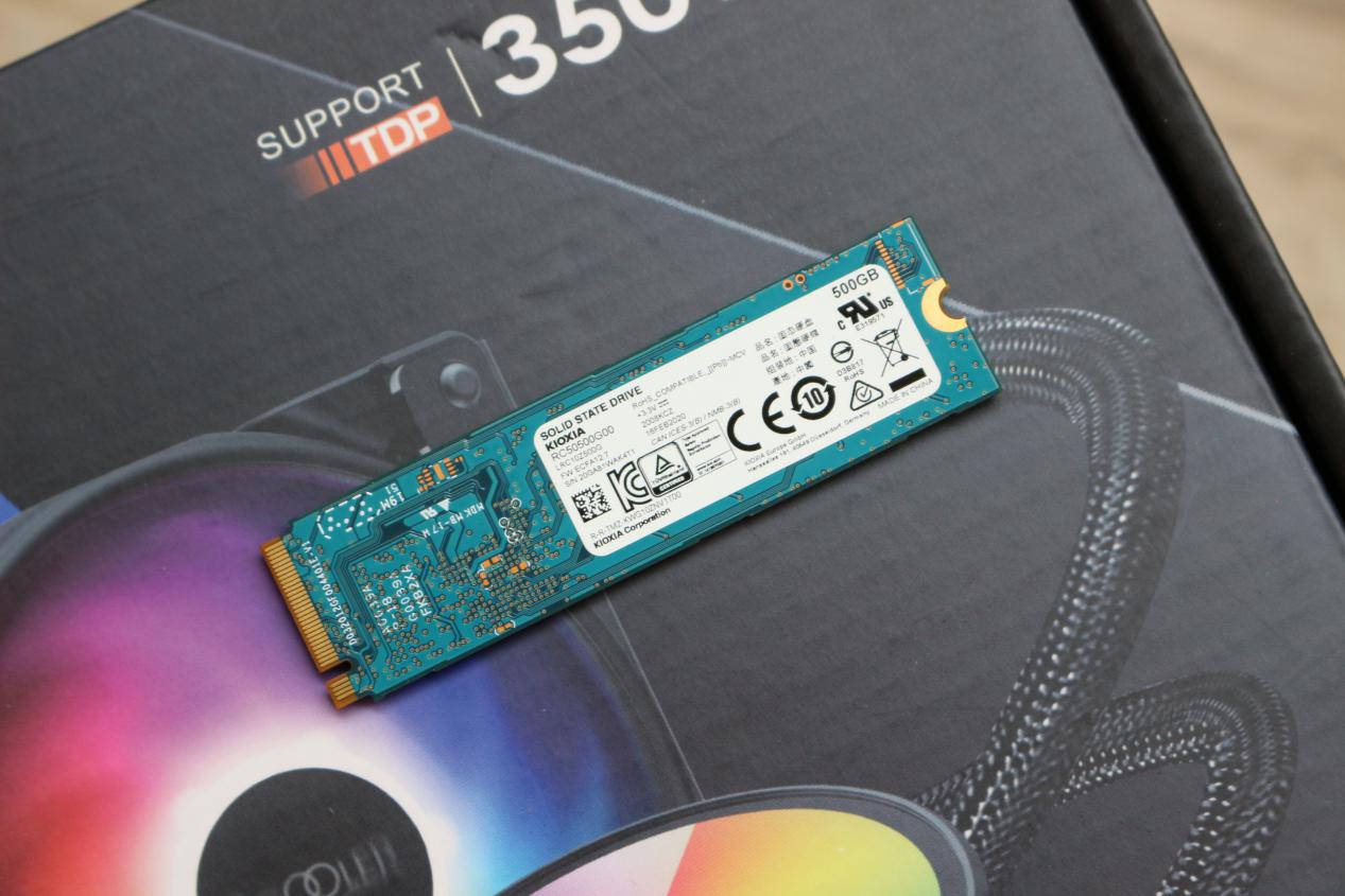 铠侠rc10固态硬盘安装教程,铠侠240g固态硬盘怎么装