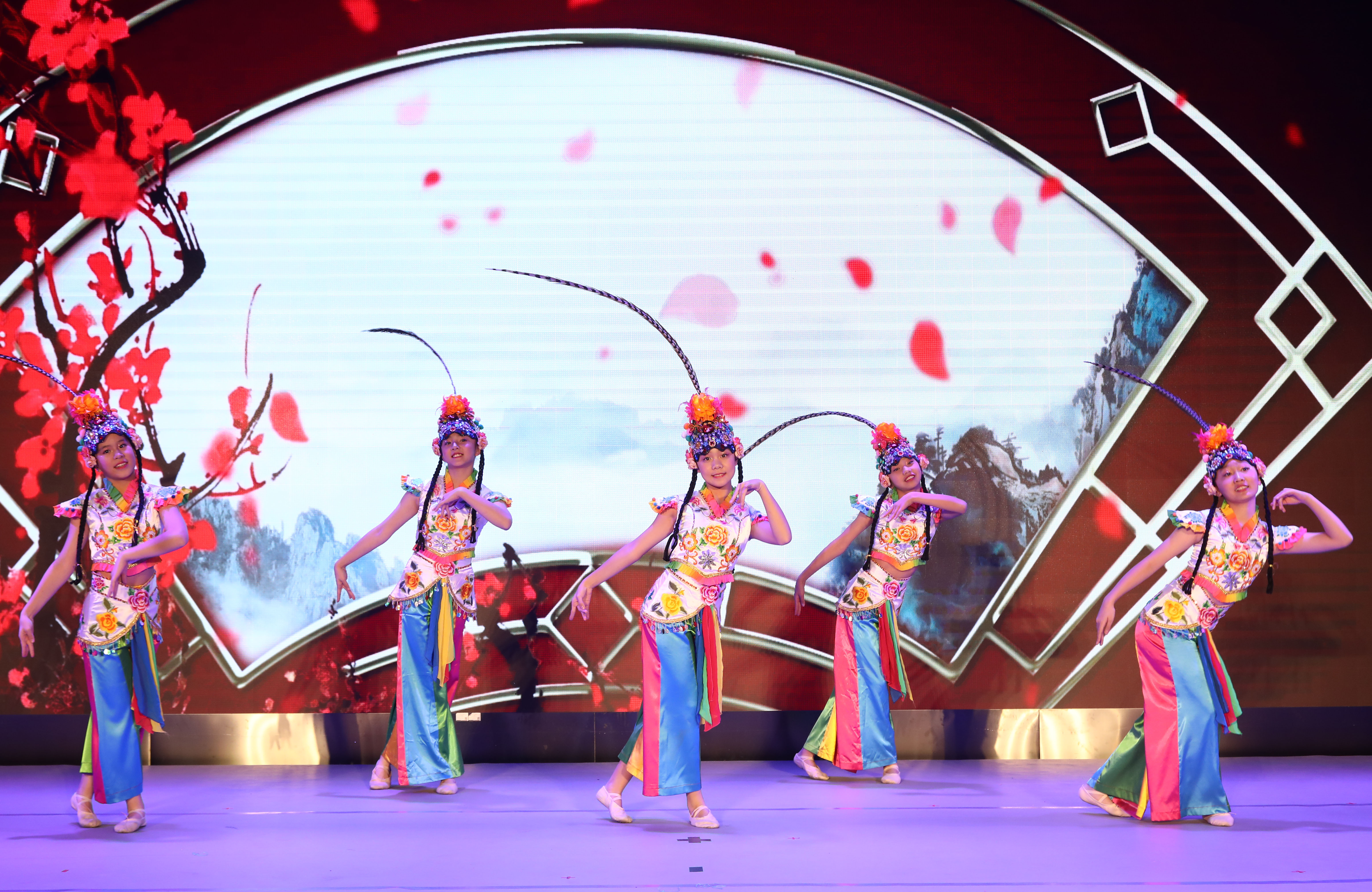 “崇德尚典修己安人”——北京邮电大学附属小学特点办学纪实