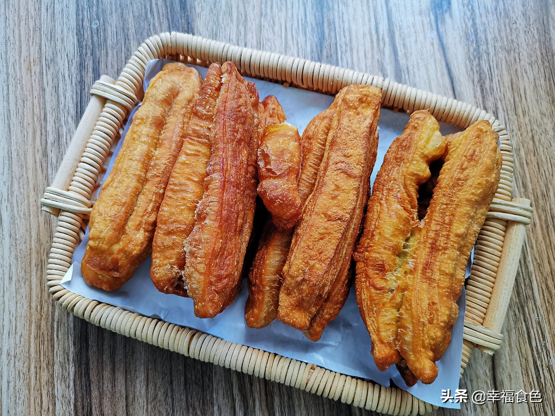 正宗油条的做法和配方自制更放心,早餐店油条配方个个空心又酥脆