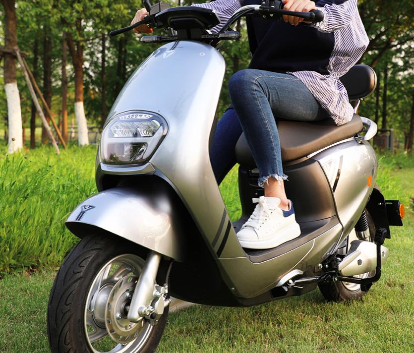 爱玛雅迪新日台铃哪个性价比高,雅迪和爱玛和新日电动车哪个好