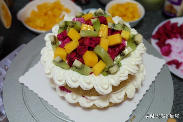 蛋糕怎么做好吃又简单教程,蛋糕怎样做蓬松又好吃秘诀