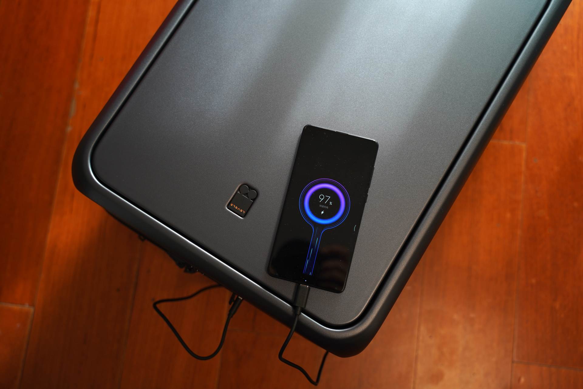 地平线8号登机箱值不值得买,地平线8号行李箱测评全部视频