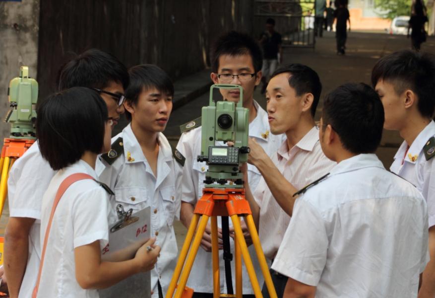 高考志愿就业前景比较好的专业,高考报考志愿就业前景较好的专业