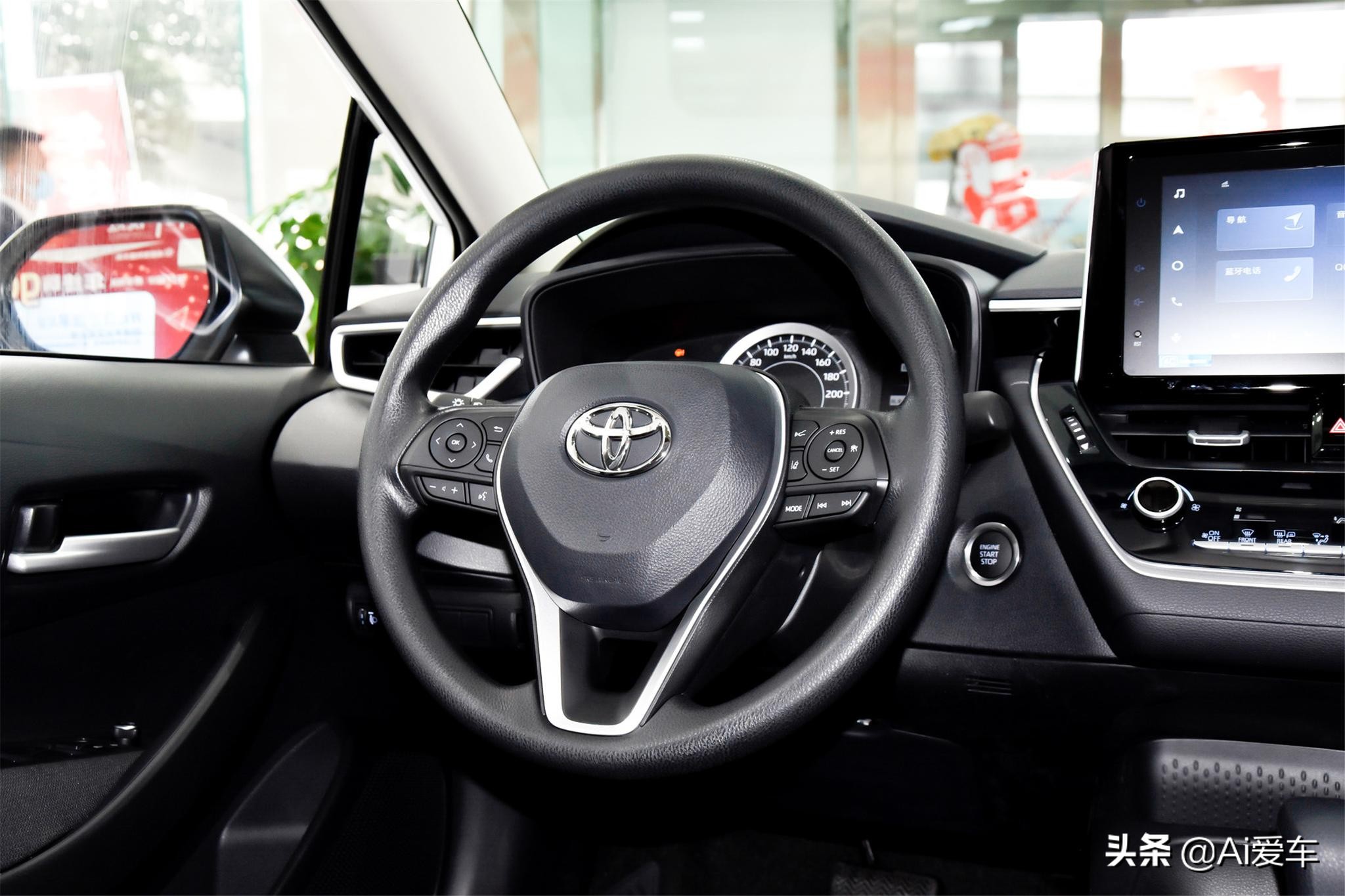 试驾丰田卡罗拉1.2t汽油版,丰田卡罗拉五座高配什么价位