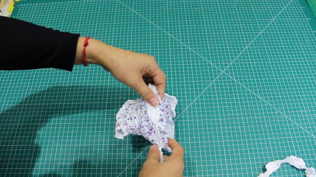 手残党制作娃娃衣服教程,衣物改造变玩偶