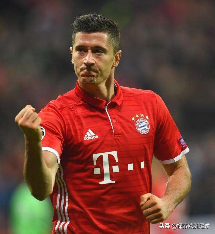 拜仁神锋莱万负角度,21世纪足坛十大球星