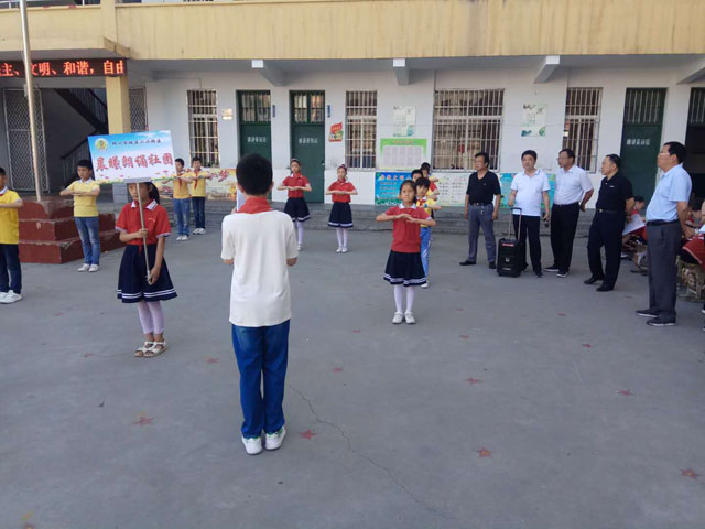 邓州市教育均衡发展验收,城区二小邓州市