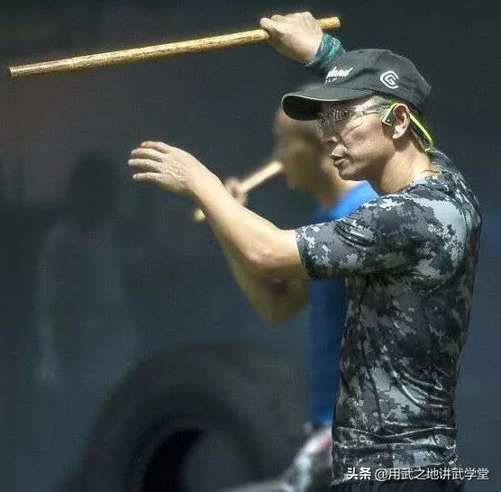 街头防身中最好用的技术,街头防身术武器