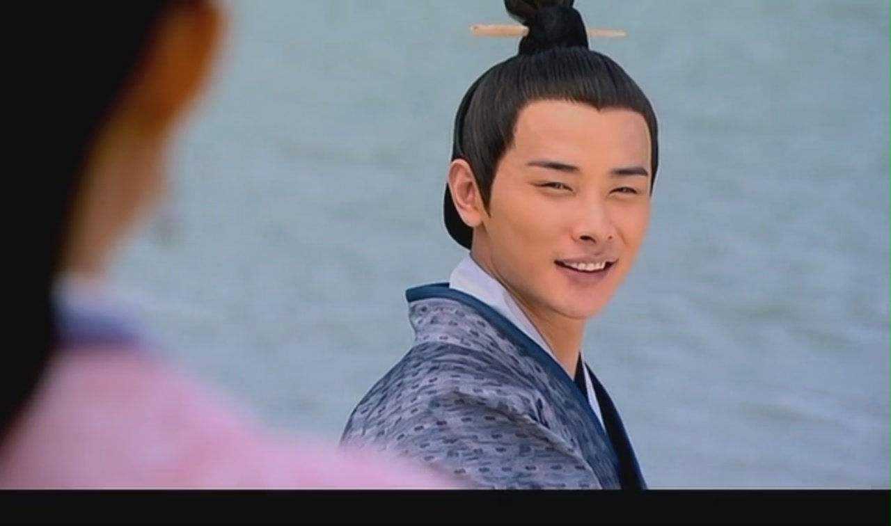 清平乐张贵妃和徽柔谁厉害,清平乐张贵妃和徽柔相似