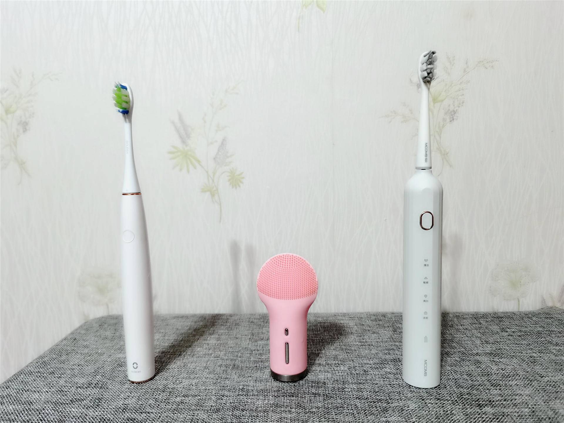 声波护理电动牙刷,超声波牙刷和旋转电动牙刷评测