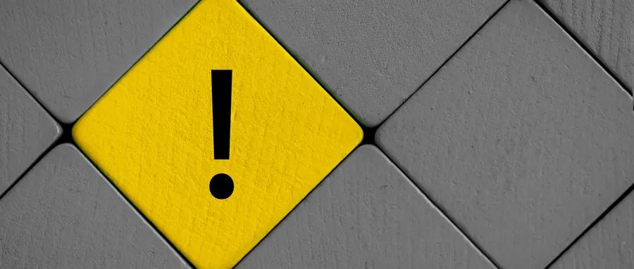 居家照护丨家里老人坠床风险不容小觑教你几招来预防