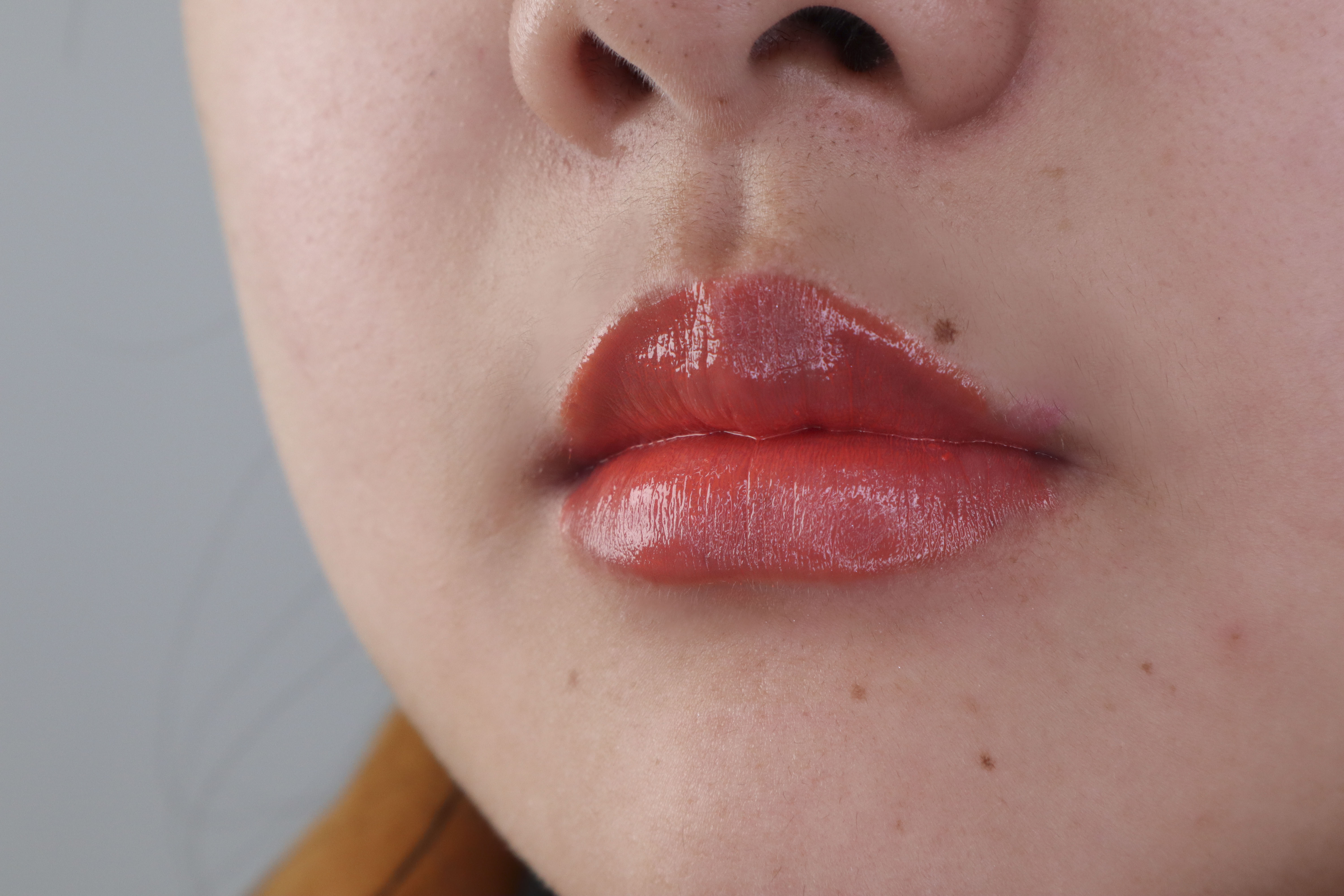 明星涂这个色号也要丑哭？7大口红色系实测，黄黑皮真的不能碰！