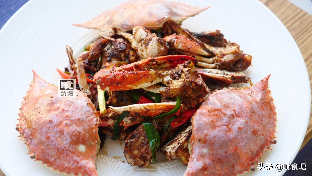 螃蟹怎么炒又肥又大,螃蟹跟什么炒好吃呢