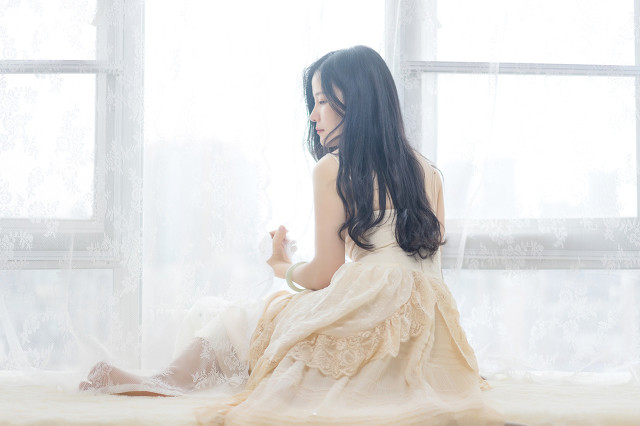 怎么用一根丝带扎漂亮的蝴蝶结,找一个简单又好看的盒子