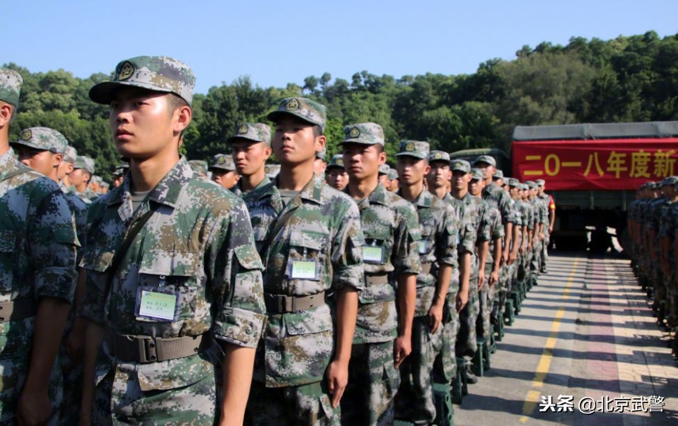 军报刊发8篇文章关注00后新兵：认清00后，才能认清时代！