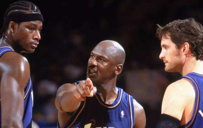 全明星乔丹科比对决,乔丹支持魔术师出战全明星