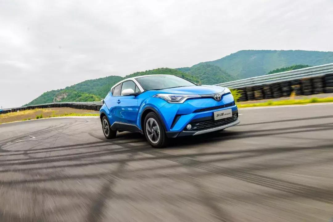 三菱奕歌和本田xrv怎么选,丰田奕泽和本田crv怎么选择