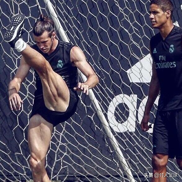 足坛腿最细的人,足坛十大粗腿排名