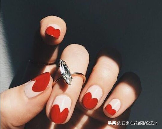 新手学美容怎么让手变软,新手学美甲须知