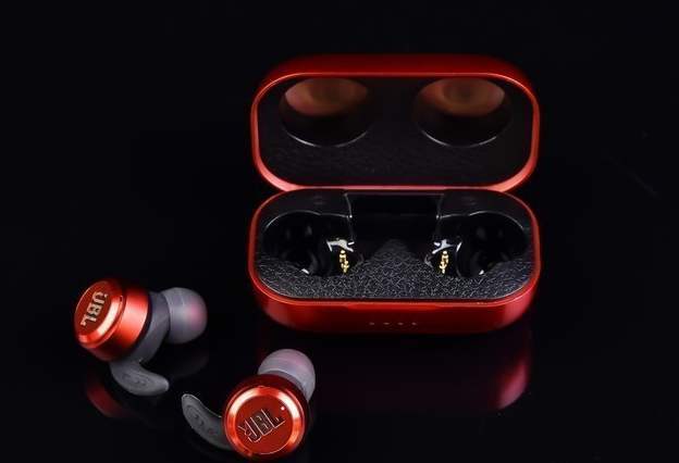 无线蓝牙耳机什么牌子的音质最好,无线蓝牙耳机什么牌子音质比较好