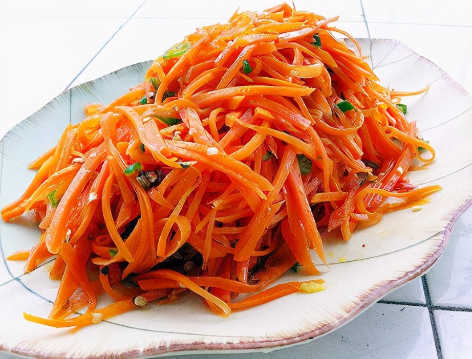 清炒胡萝卜丝最佳吃法,清炒胡萝卜丝家常做法