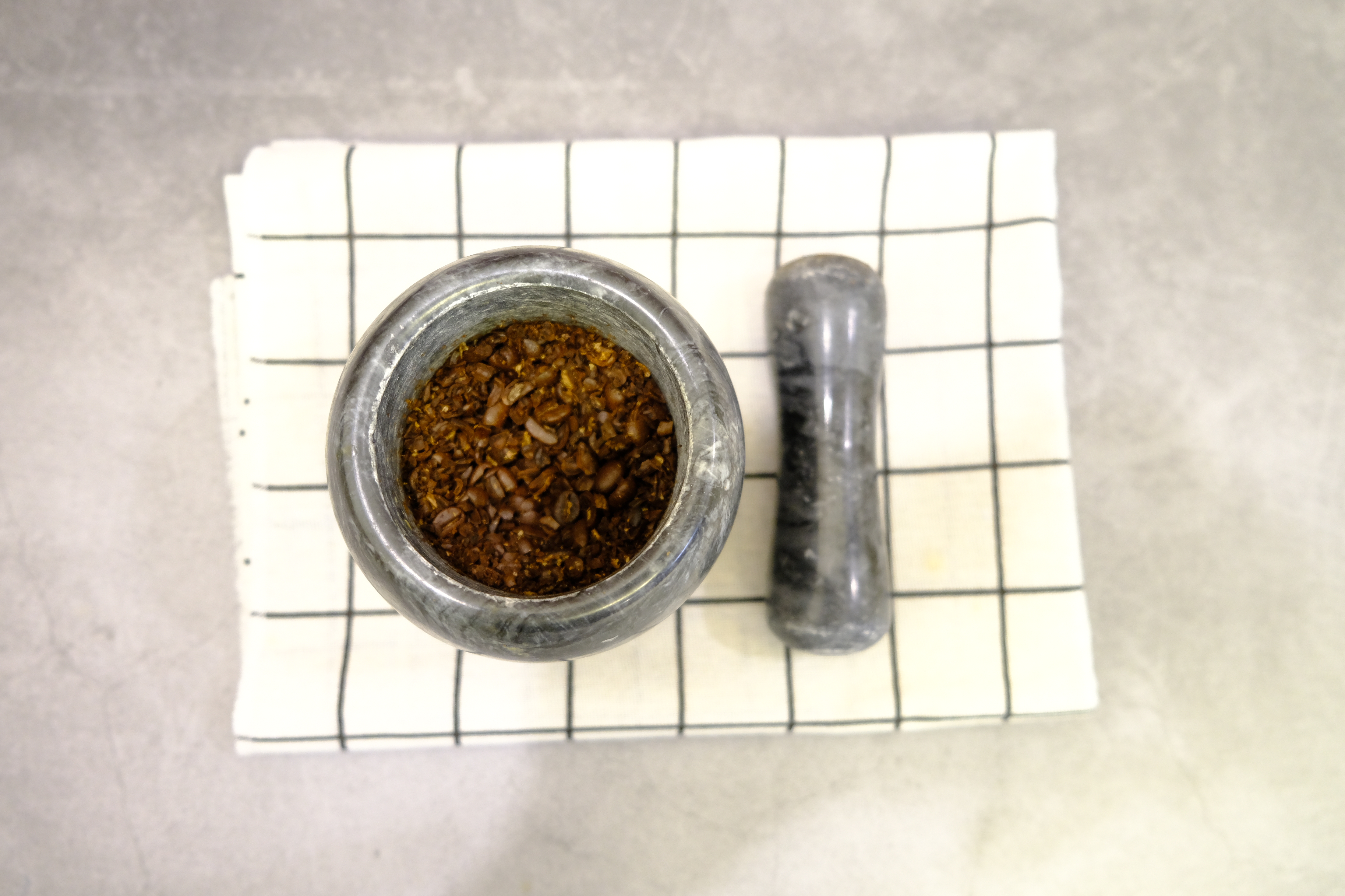 用磨豆机磨咖啡,用咖啡机可以磨豆吗