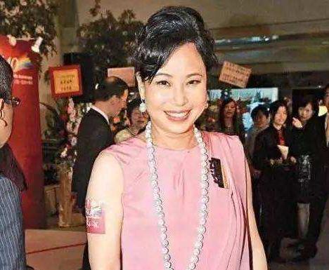 赌王陈婉珍怎么上位,陈婉珍为什么能嫁给赌王