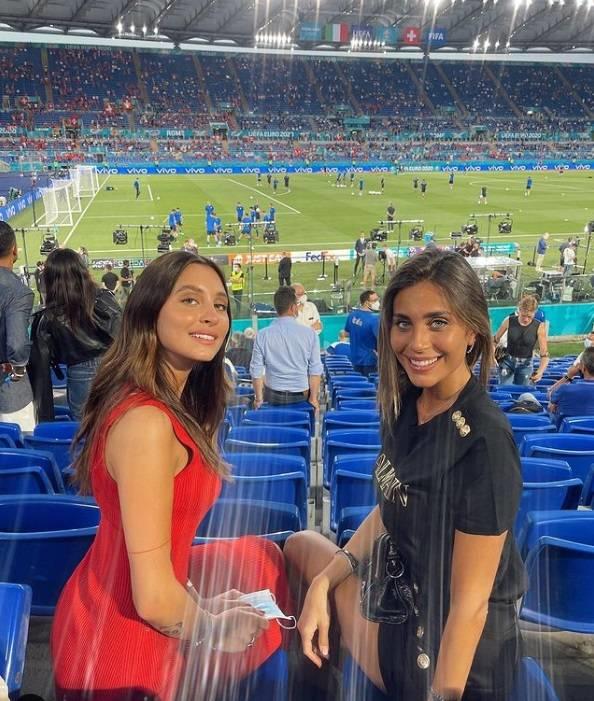 小基耶萨妻子,小基耶萨颜值