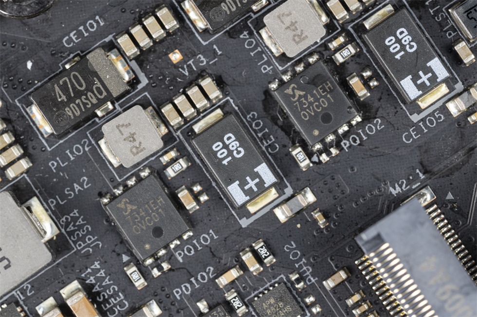 鍗庢搸z490aqua姘村喎瑁呮満,娣卞害瑙ｆ瀽鍗庢搸z490