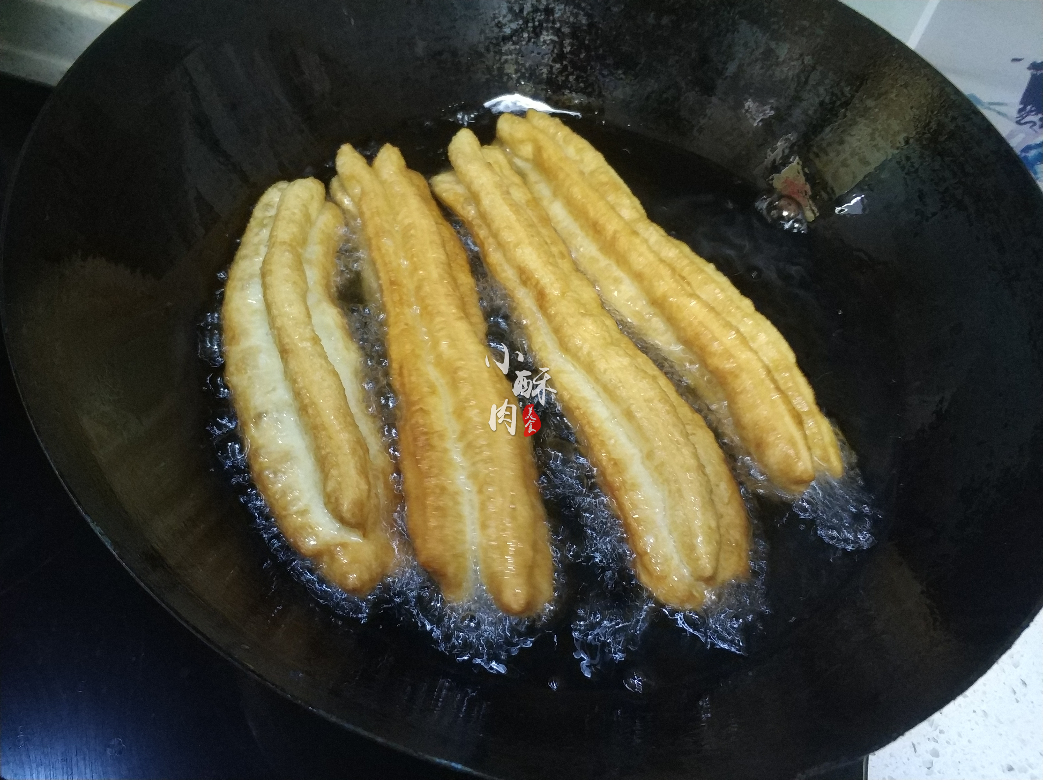 20年老匠告诉你油条配方,特级面点师炸油条真正配方与技术