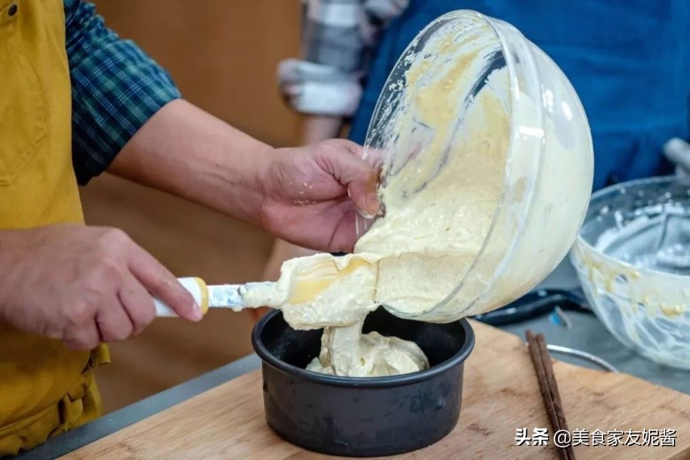 今日美食推荐红薯栗子芝士蛋糕,核桃栗子轻芝士蛋糕制作