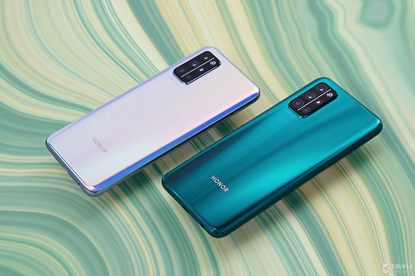 光荣30s首发体验登场,光荣30s的5g优缺点