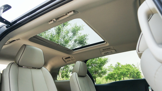 别克gl8陆上公务舱和es的区别,gl8es653t上路要多少钱