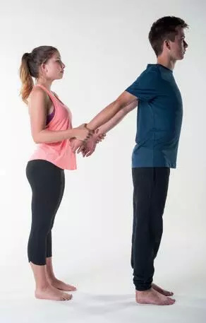 手把手教你事半功倍的拉伸小技巧,运动后的拉伸可以让你事半功倍