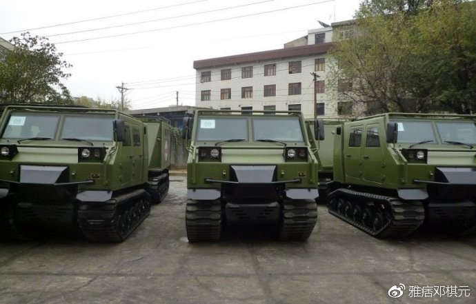 铰接式履带全地形车,中国最新款蟒式履带军用全地形车