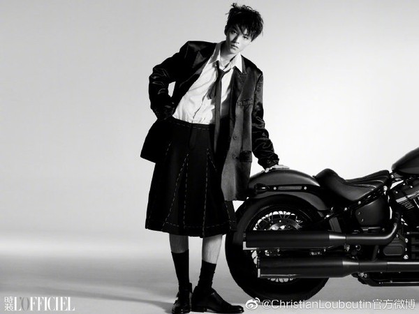 cl经典红底高跟鞋,cl红底高跟鞋展示