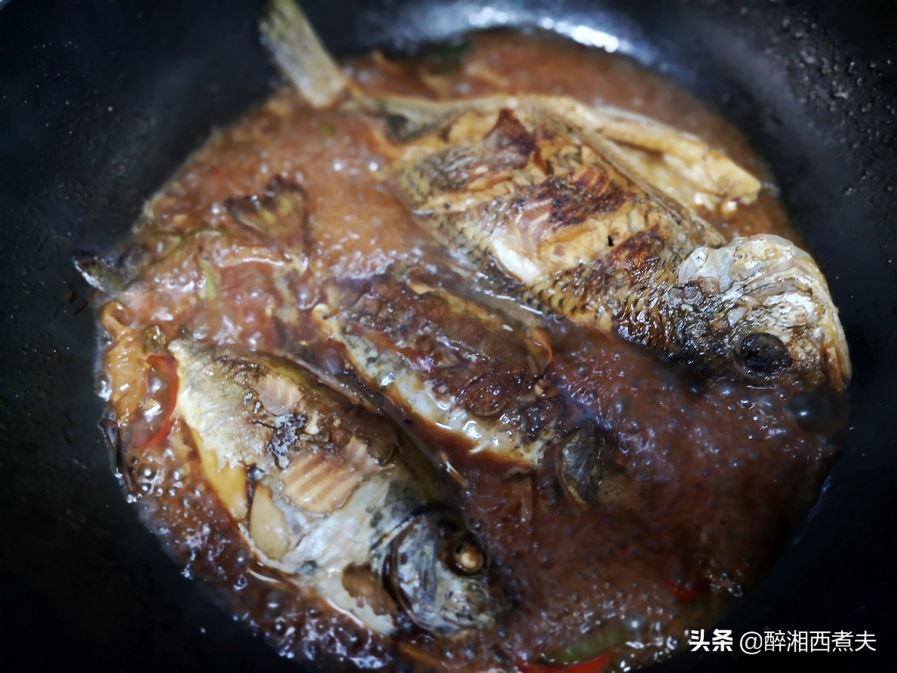 酱油水杂鱼最正宗做法,酸萝卜煮杂鱼