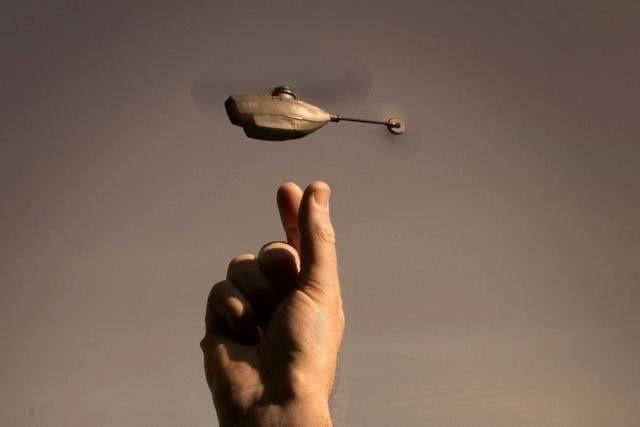 世上最小战斗直升机,世界上最轻最小的军用直升机