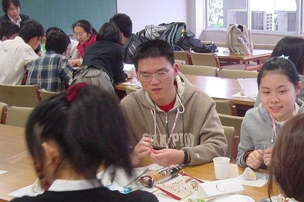 中考的定向招生和统招有什么区别,中考定向分配和统招有什么区别