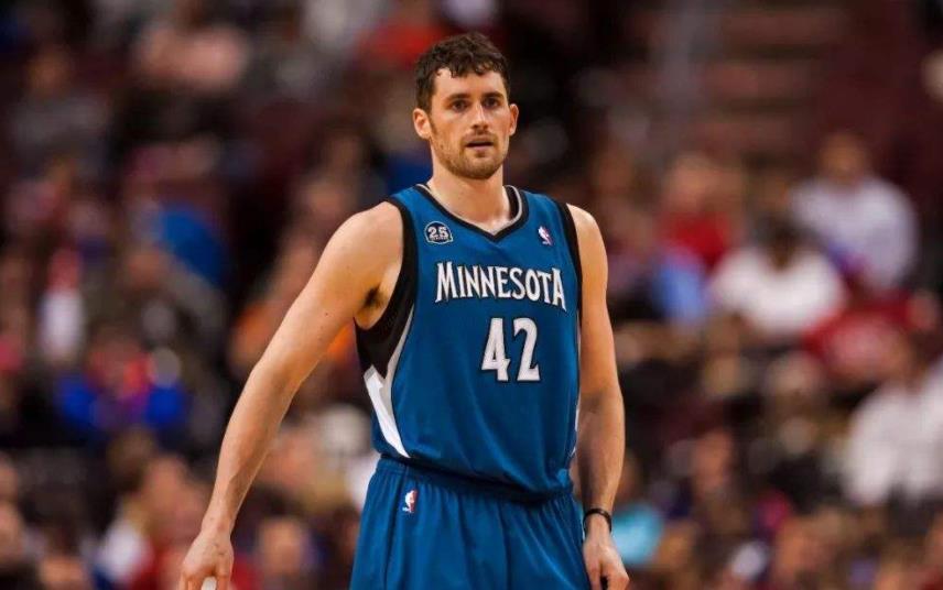 艾尔杰弗森现在在哪个队,艾尔杰弗森重回nba